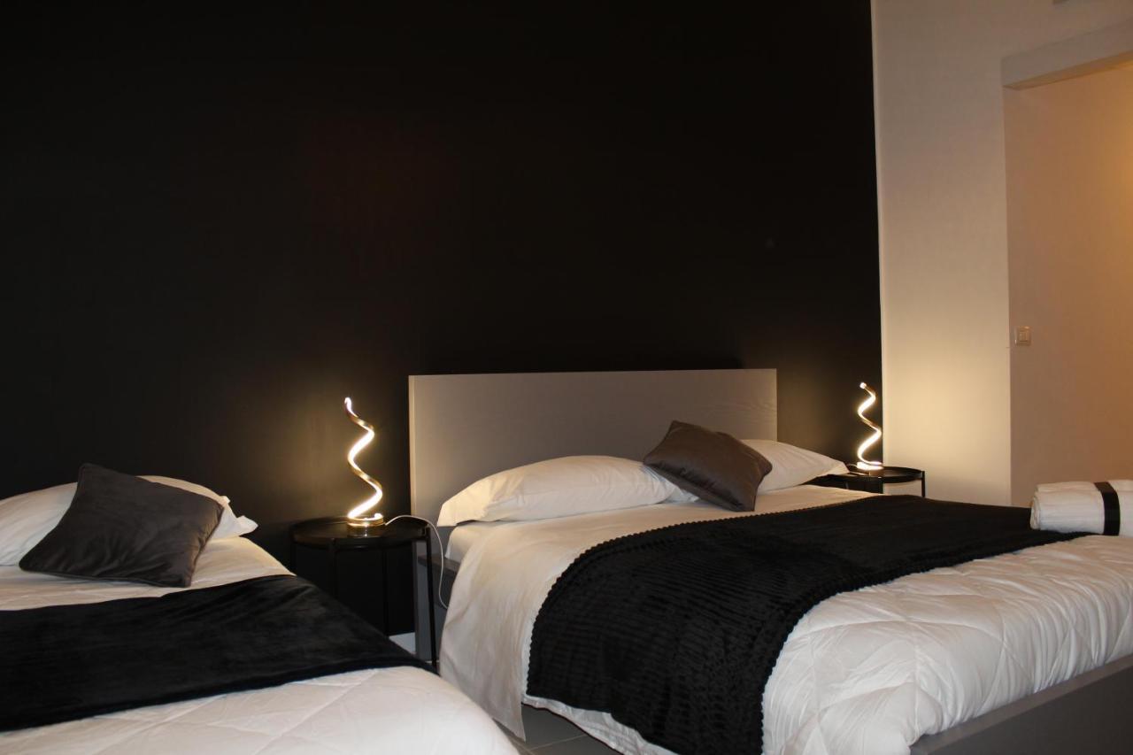 Essenza Del Tempo Inn คาตาเนีย ภายนอก รูปภาพ